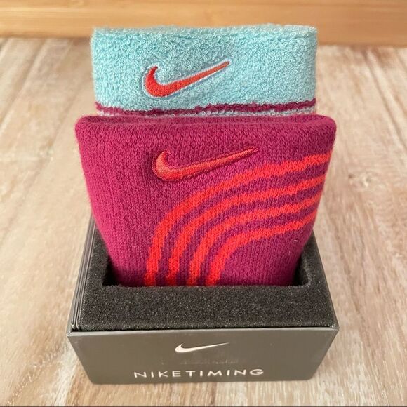 NWT Nike Timing Cuff Set of 2 Blue & Purple - Picture 1 of 15